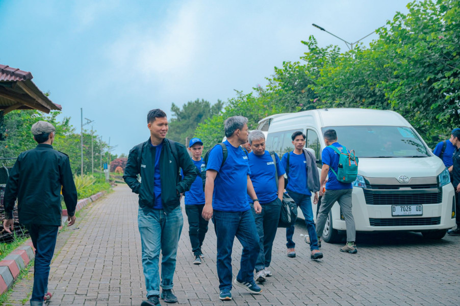 Why Private Vehicle Hire Yogyakarta Is the Smartest Way to Explore Java’s Cultural Heart